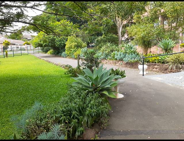 2 BEDROOM APARTMENT FOR SALE IN PELHAM